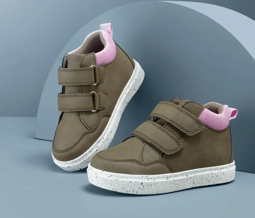 Sneaker