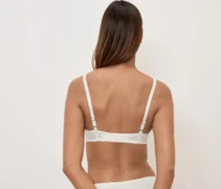 Softschalen-BH mit Spitze, creme