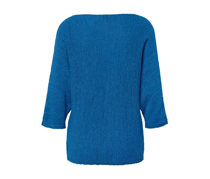 Sommerlicher Strickpullover aus Bändchengarn