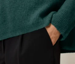 Soufflé-Yarn-Grobstrickpullover, petrol