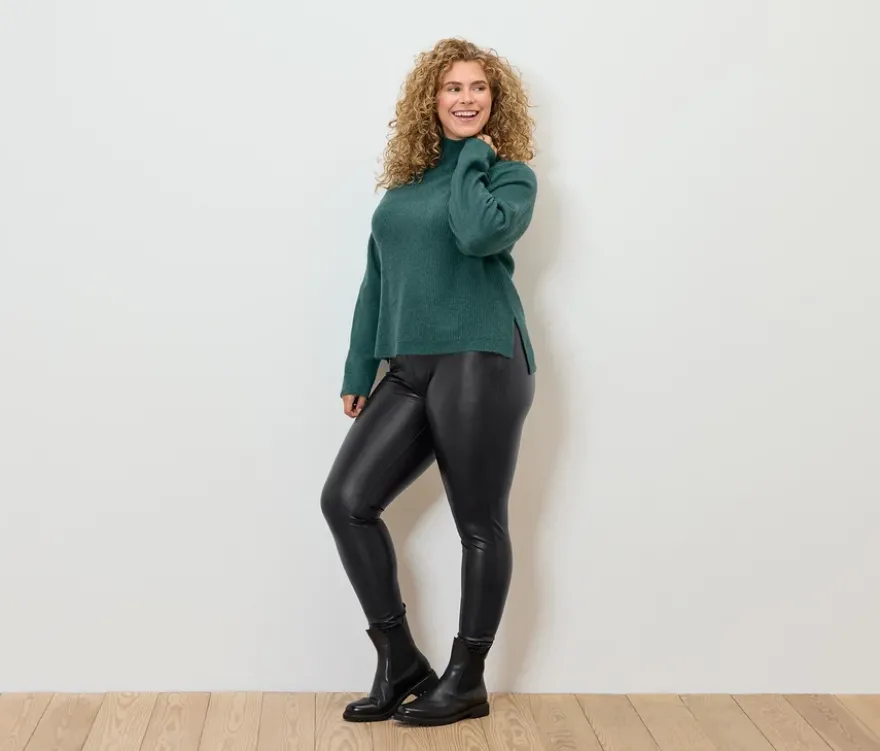 Soufflé-Yarn-Grobstrickpullover, petrol