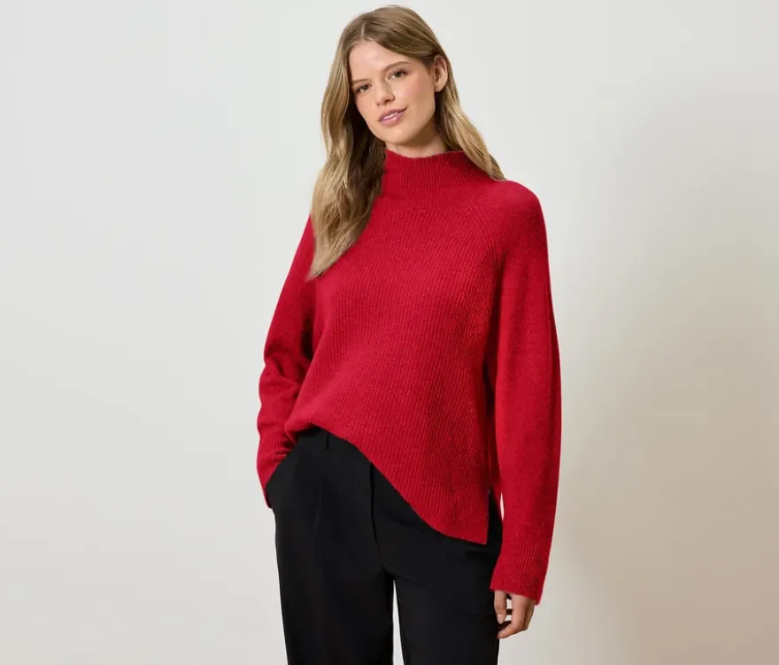 Soufflé-Yarn-Grobstrickpullover, rot