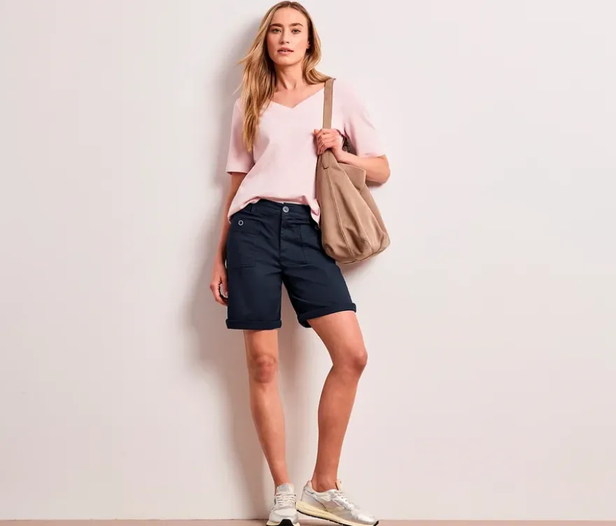 Street One Bermuda, navy