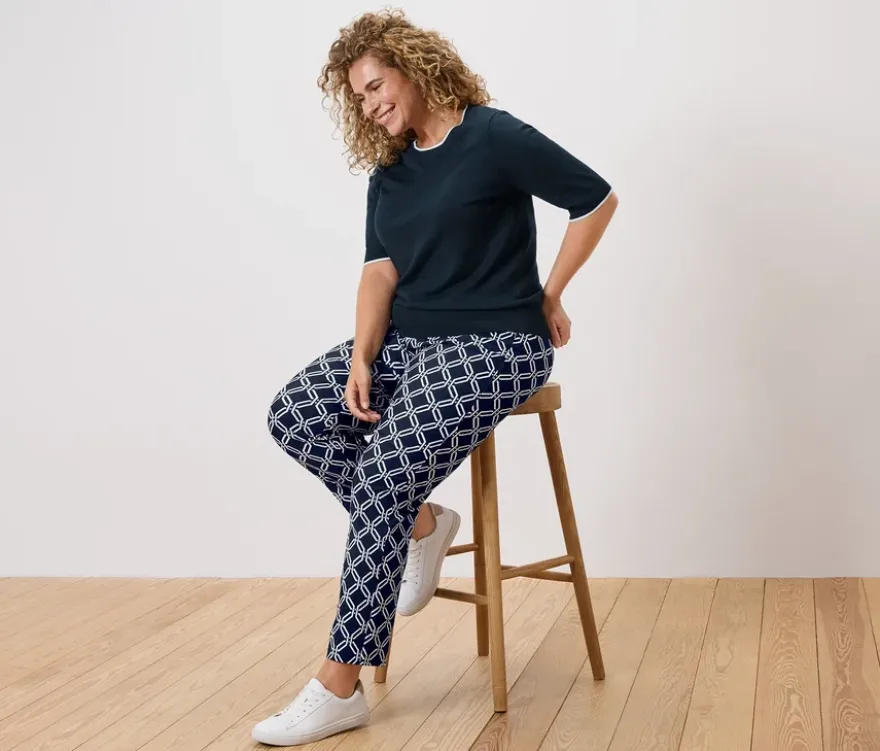 Stretchhose, dunkelblau mit weißem Alloverprint