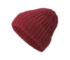 Strickmütze mit Wolle