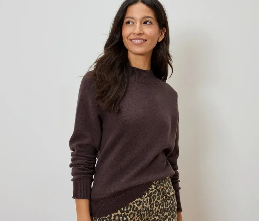 Strickpullover mit Stehkragen, dunkelbraun
