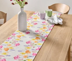 Tischläufer, weiß mit floralem Print