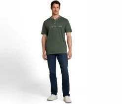 Tom Tailor Serafino T-Shirt mit Logo-Print, Deep Leaf Green