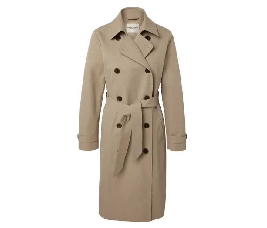 Trenchcoat, sand