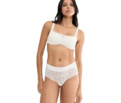 Triumph Body Makeup Illusion Lace Shorty