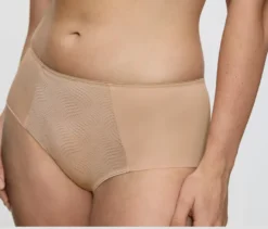 Triumph Essential »Minimizer Hipster X«, Skin