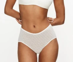 Triumph Signature Sheer Maxi EX Slip, Ecru White