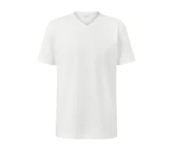 2 T-Shirts