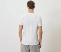 2 T-Shirts mit Rundhalsausschnitt