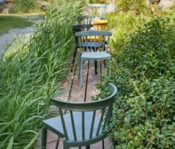 WOOOD 2 Gartenstühle, salbeigrün
